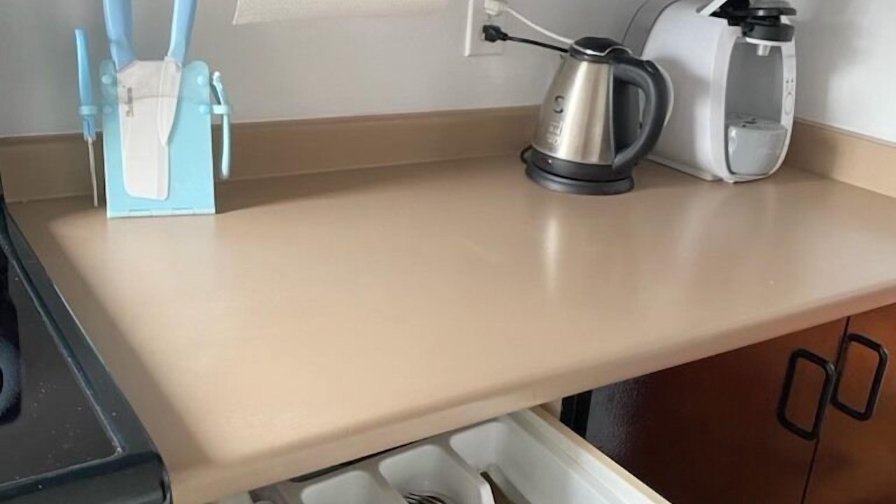 Photo of Kitchen in Coal Harbour