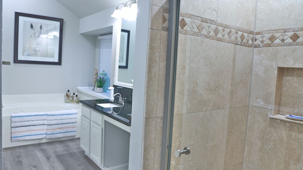 Photo of Bathroom in Lewisville