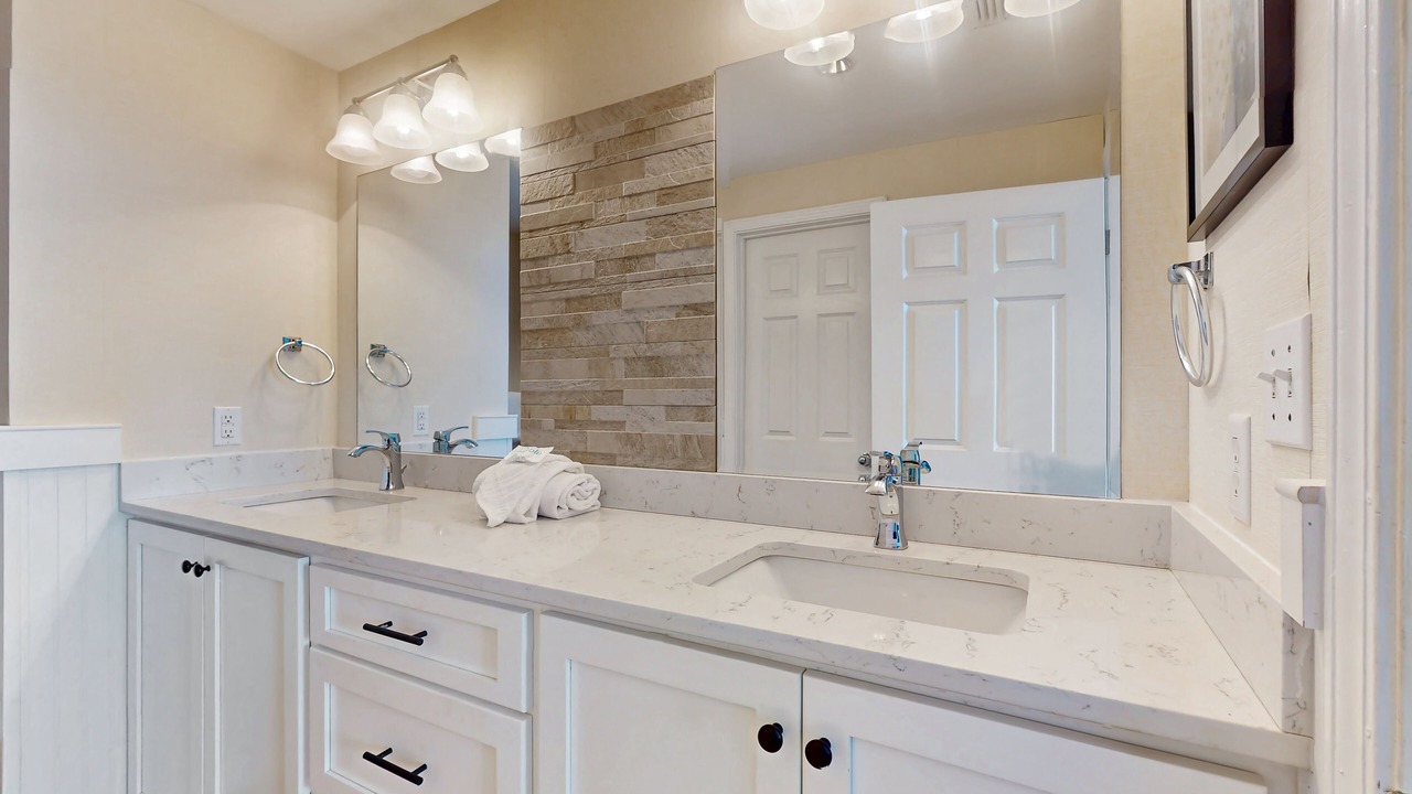 Photo of Bathroom in Fort Morgan