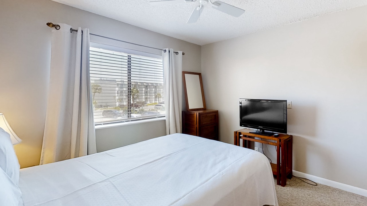 Photo of Bedroom in Fort Morgan