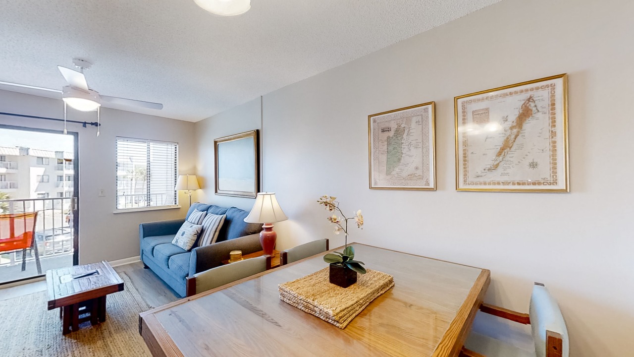 Photo of Livingroom in Fort Morgan