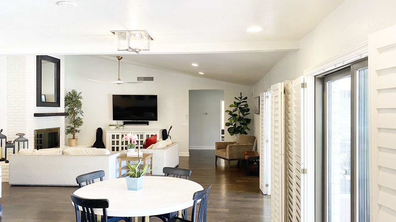 Photo of Livingroom in Camelback C C Estates