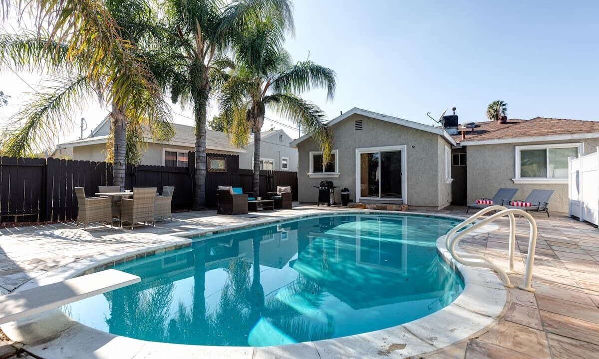 Photo of Outdoor in Reseda