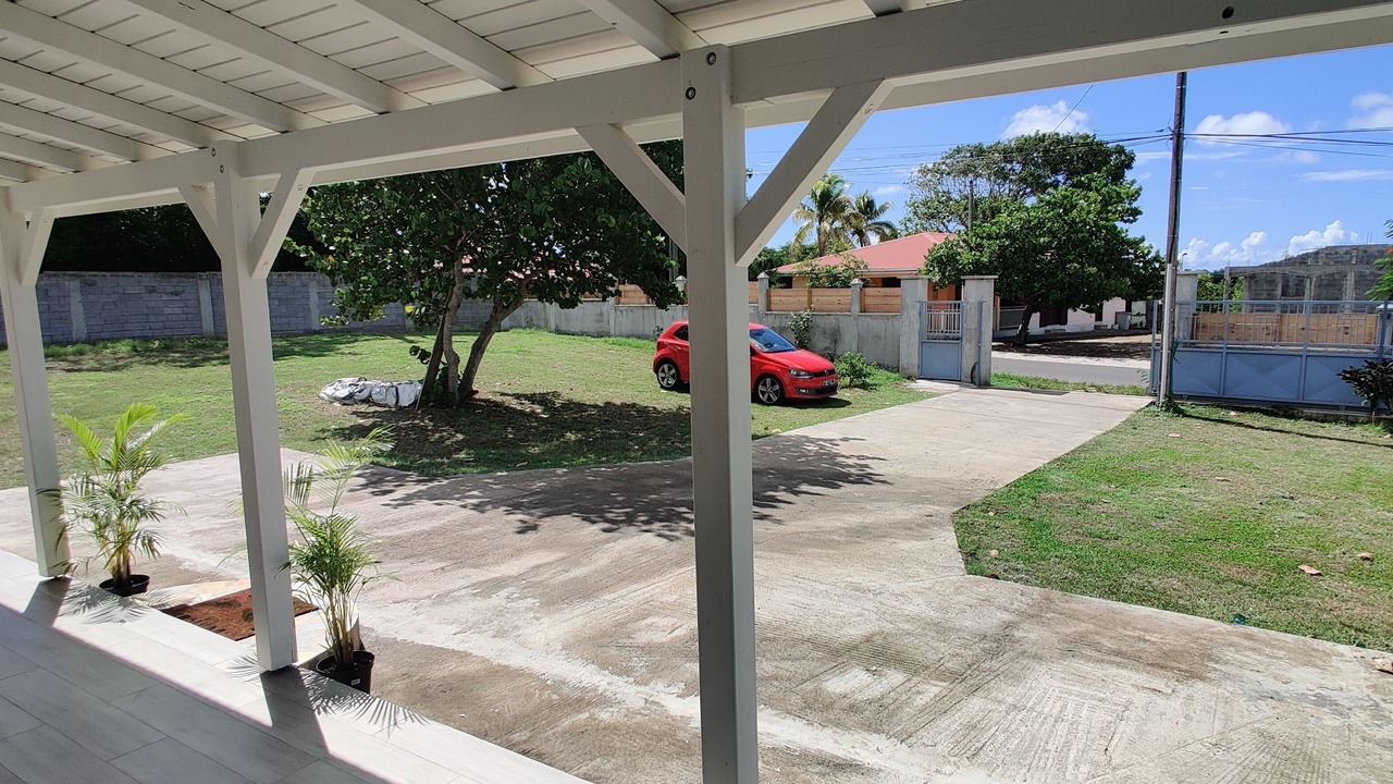 Photo of Outdoor in Morel