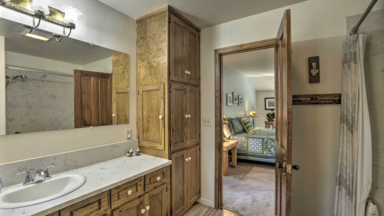 Photo of Bathroom in Elk Point