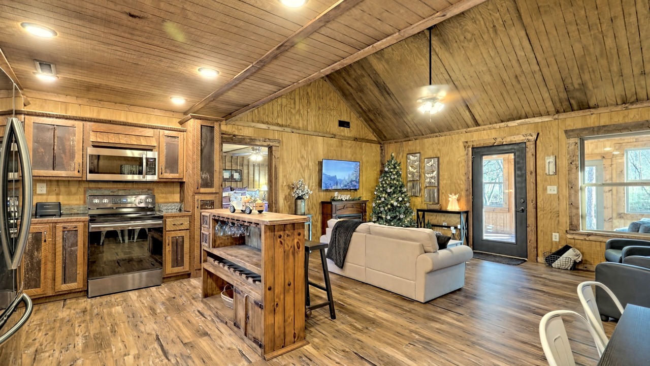 Photo of Bedroom in Young Harris