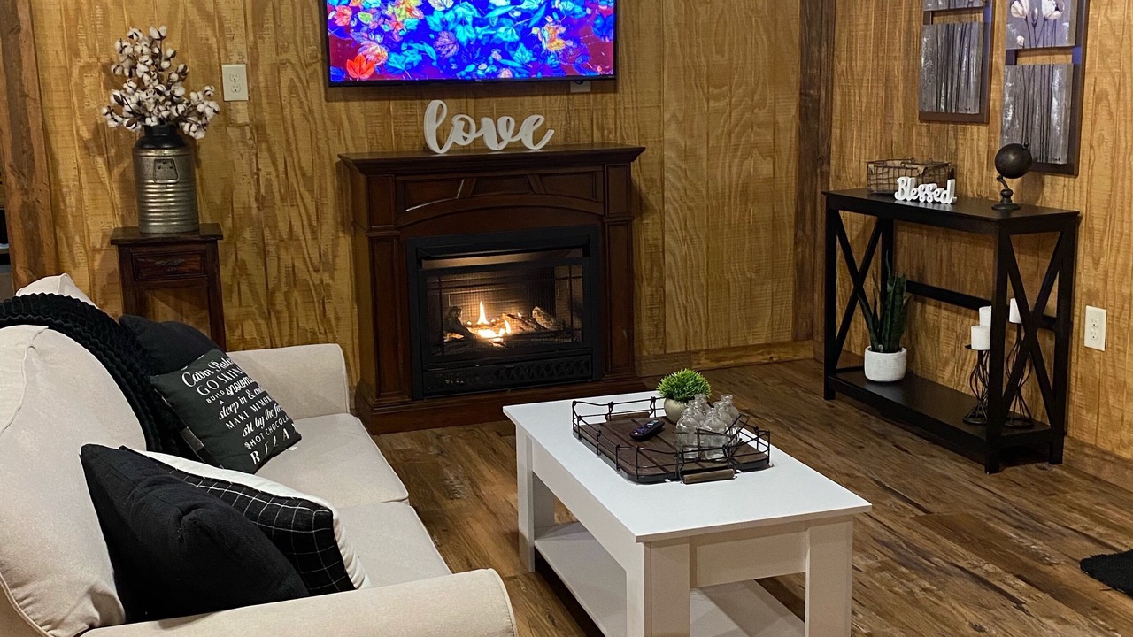 Photo of Livingroom in Young Harris