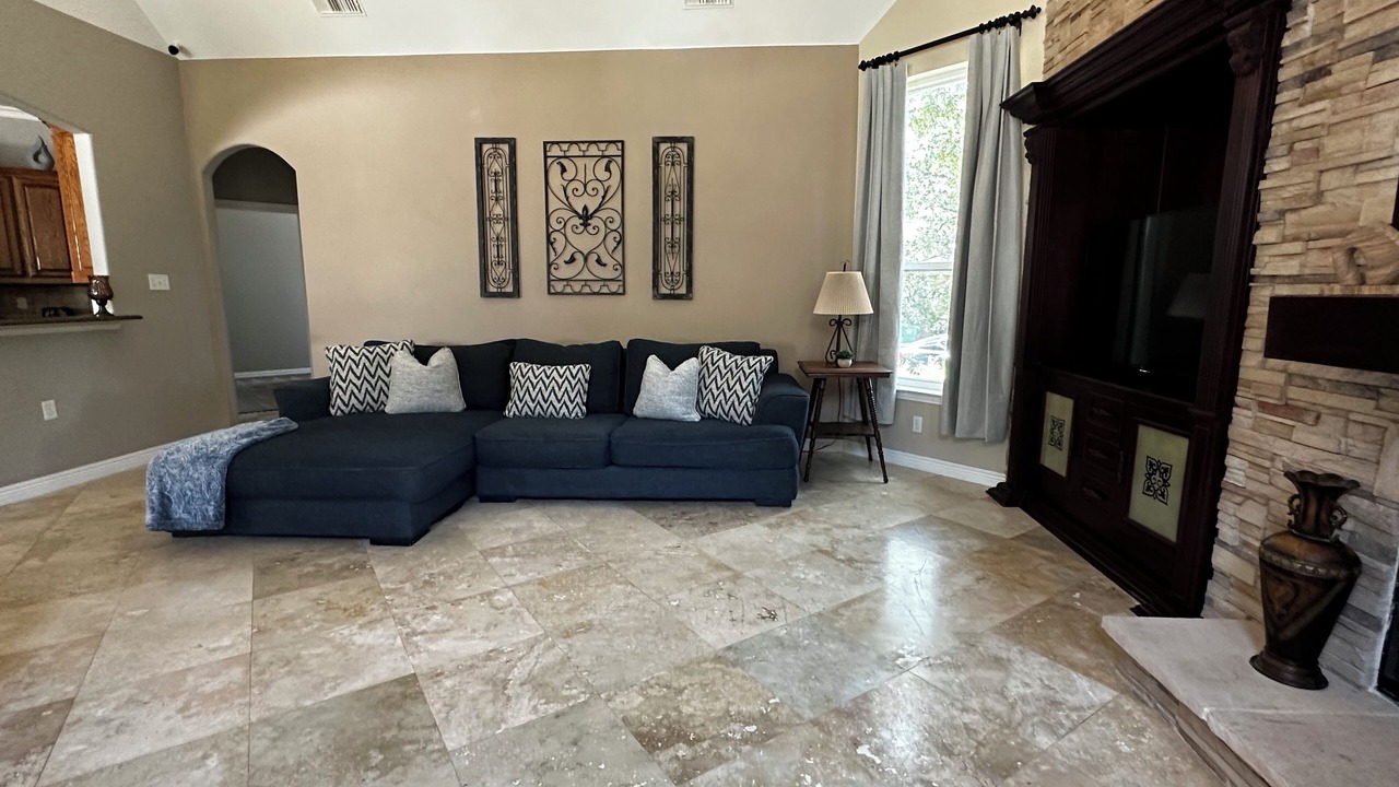 Photo of Livingroom in Keller