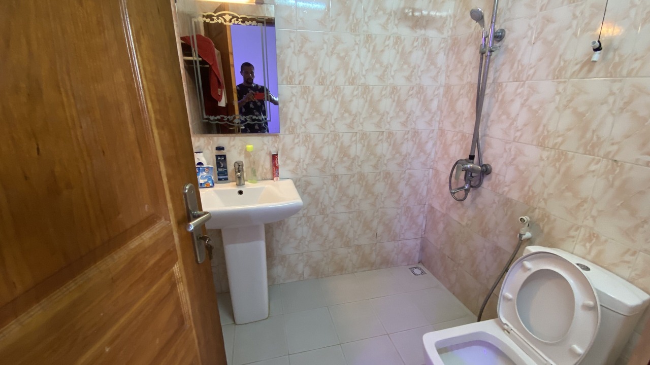 Photo of Bathroom in Les Almadies