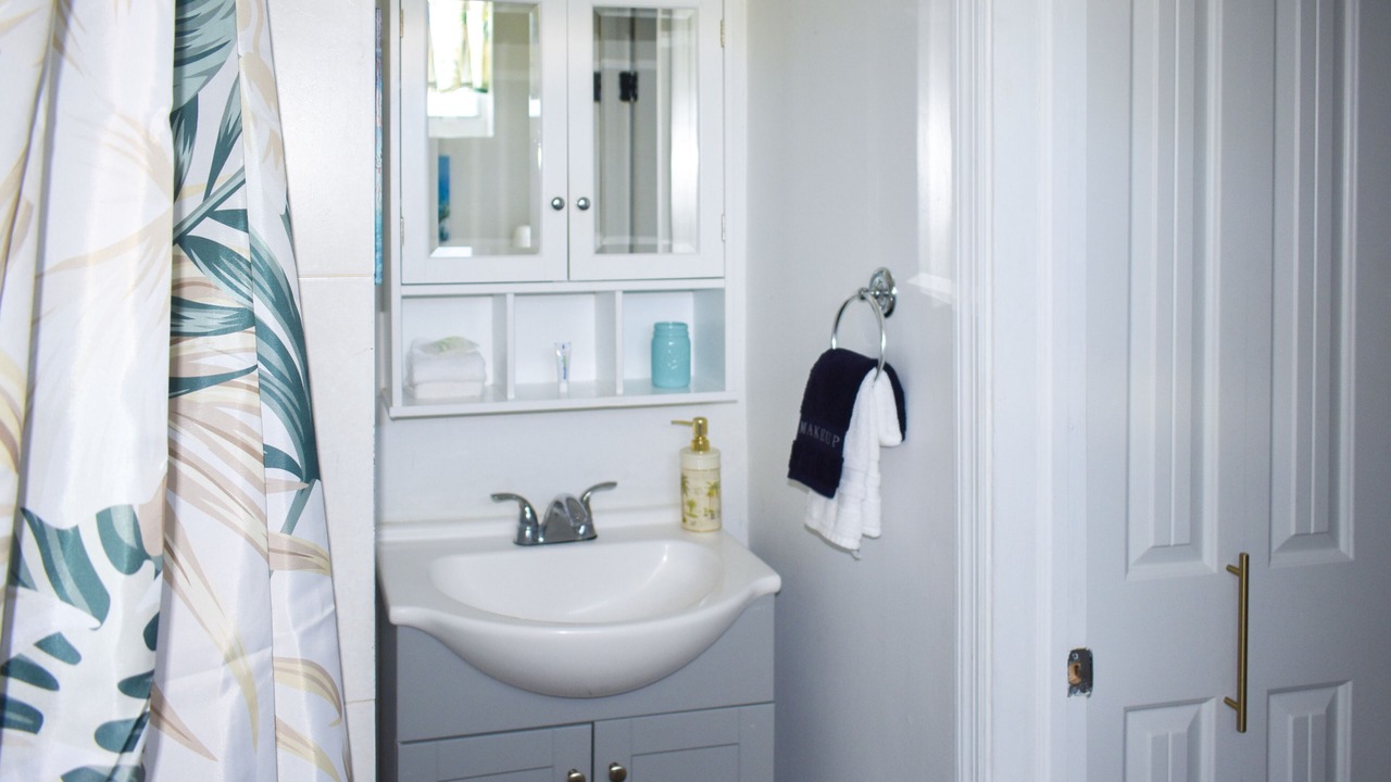 Photo of Bathroom in Marsh Harbour