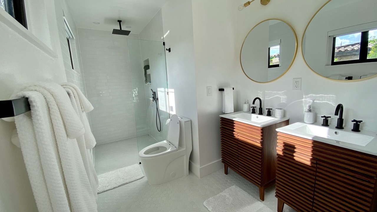 Photo of Bathroom in Seybold