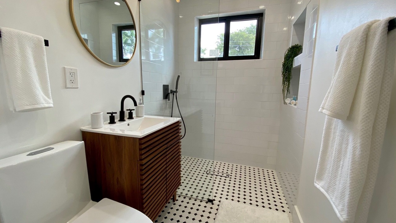 Photo of Bathroom in Seybold