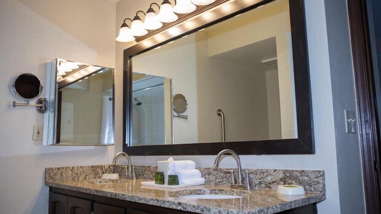 Photo of Bathroom in Arcadia