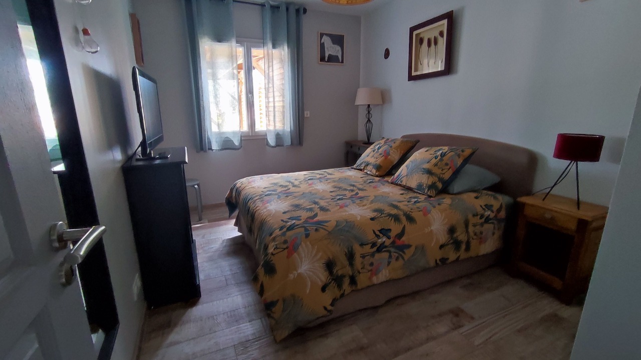 Photo of Bedroom in Millau
