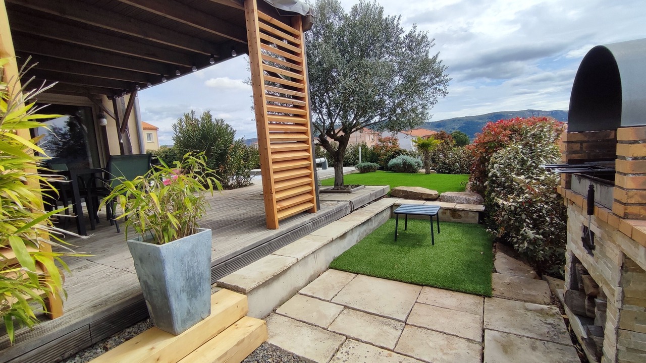 Photo of Patio Balcony in Millau