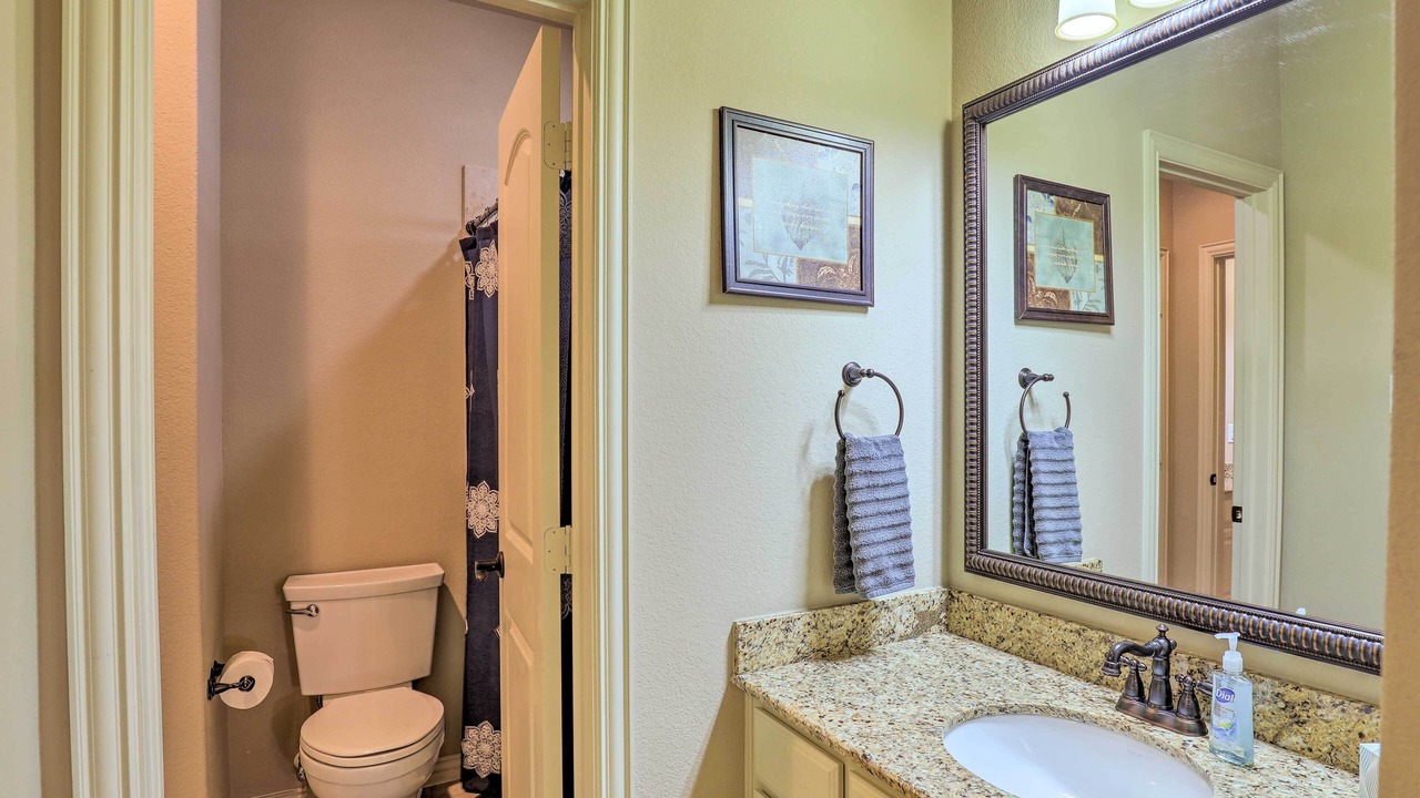 Photo of Bathroom in Las Colinas
