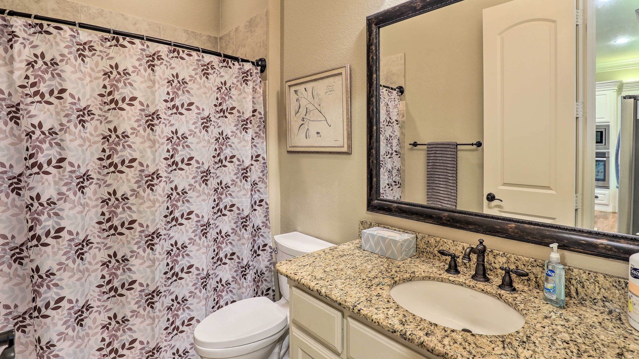 Photo of Bathroom in Las Colinas