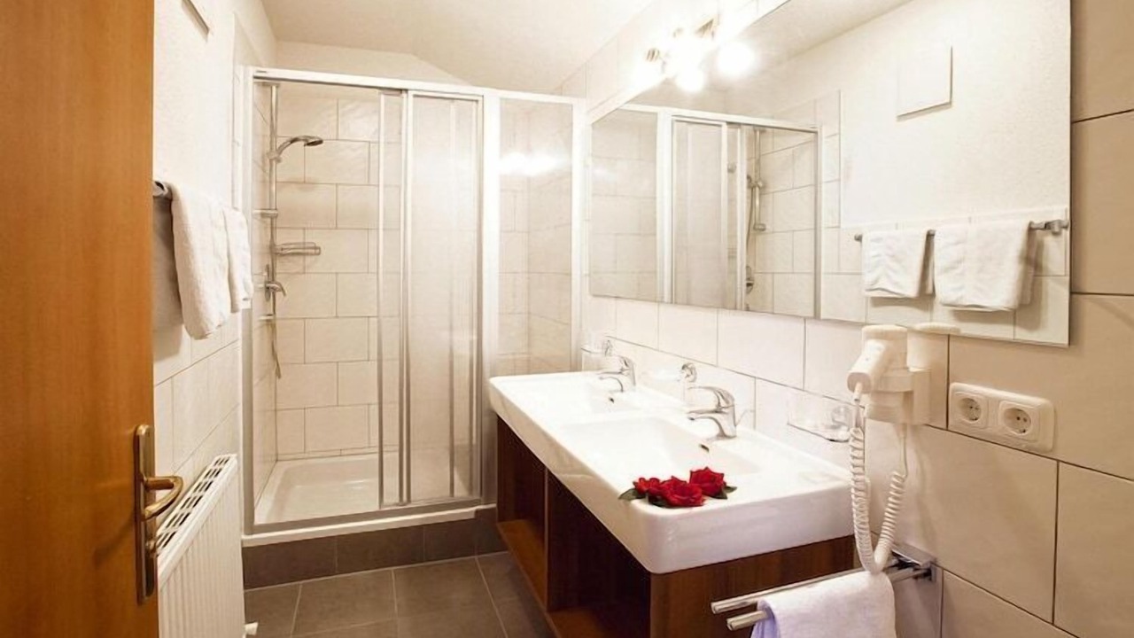 Photo of Bathroom in Mathon