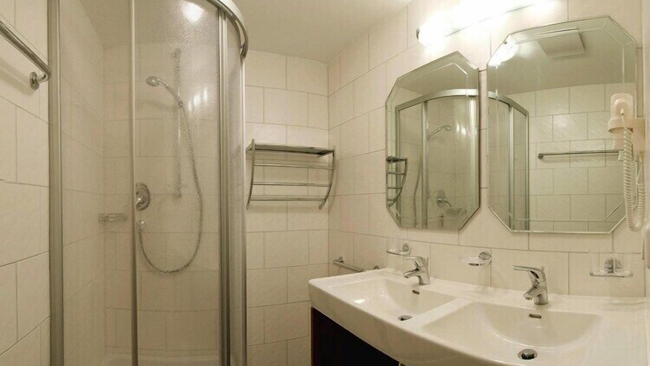 Photo of Bathroom in Mathon