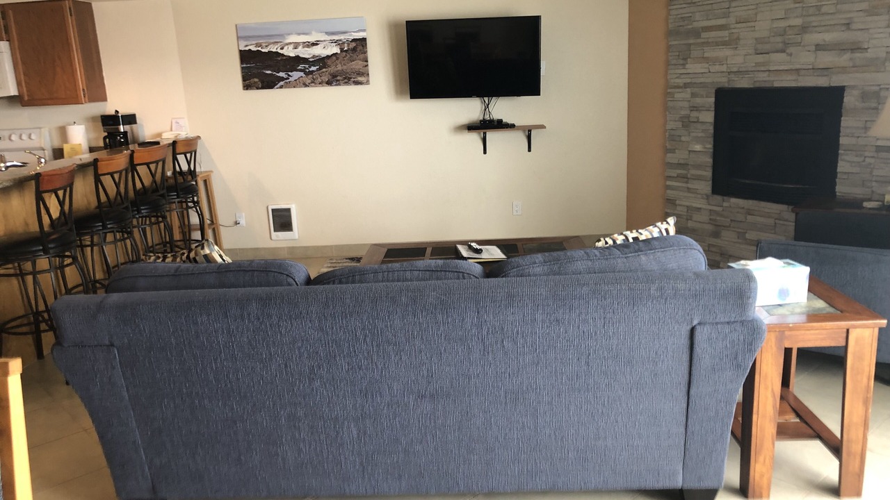 Photo of Livingroom in Lincoln City