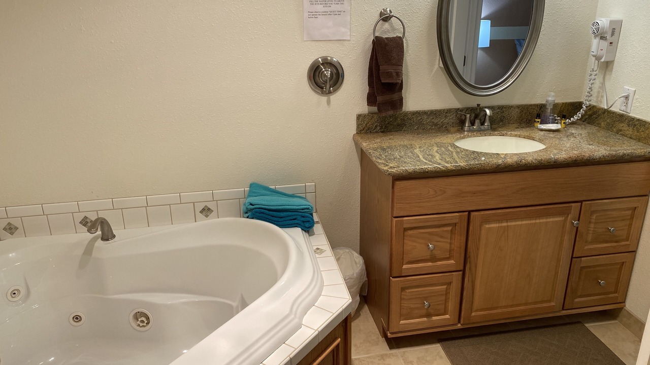 Photo of Bathroom in Lincoln City