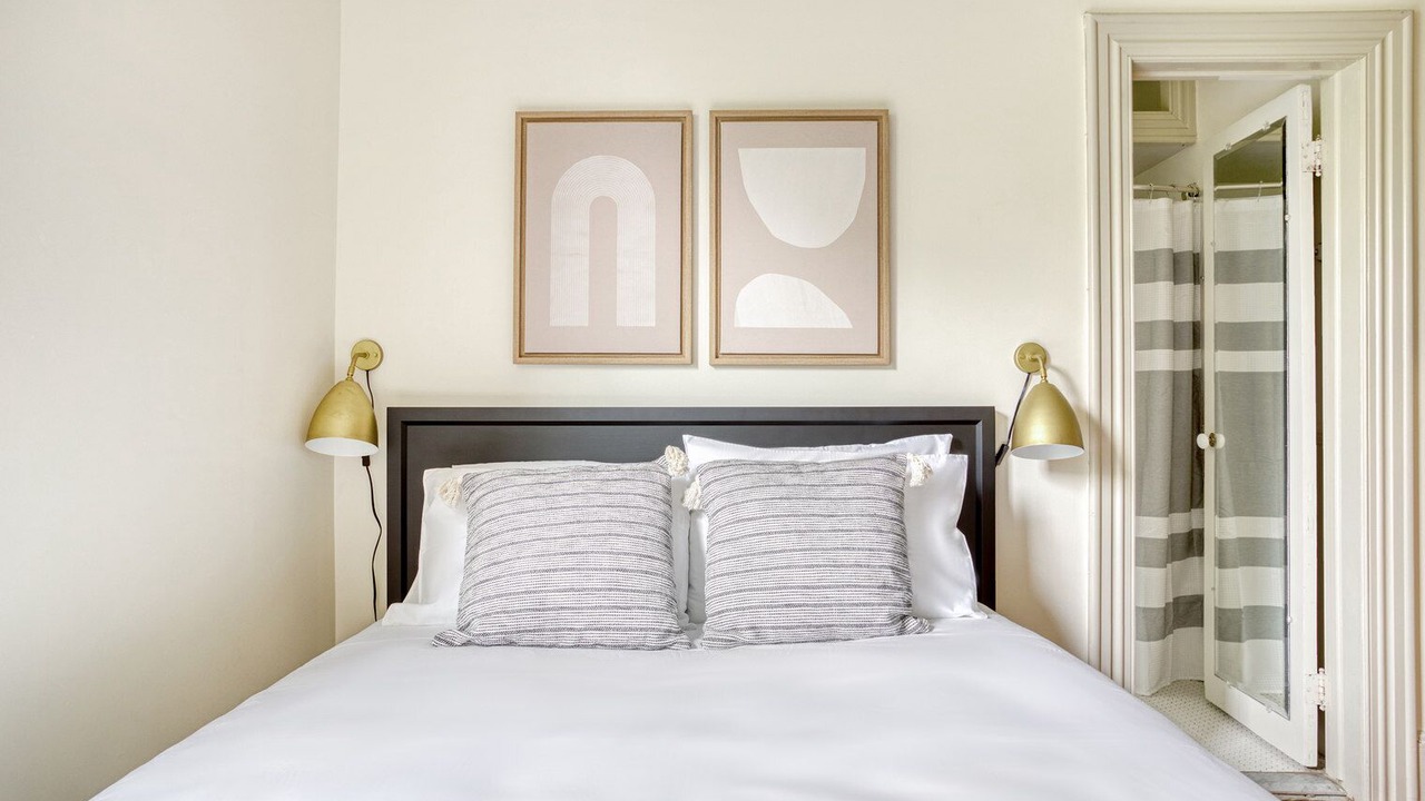 Photo of Bedroom in Logan Circle