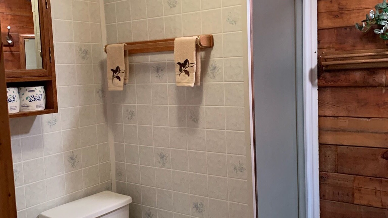 Photo of Bathroom in Howard