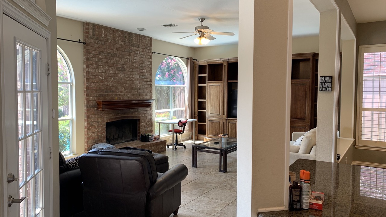 Photo of Livingroom in Coppell
