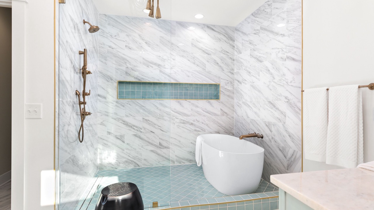 Photo of Bathroom in Shelby Hills