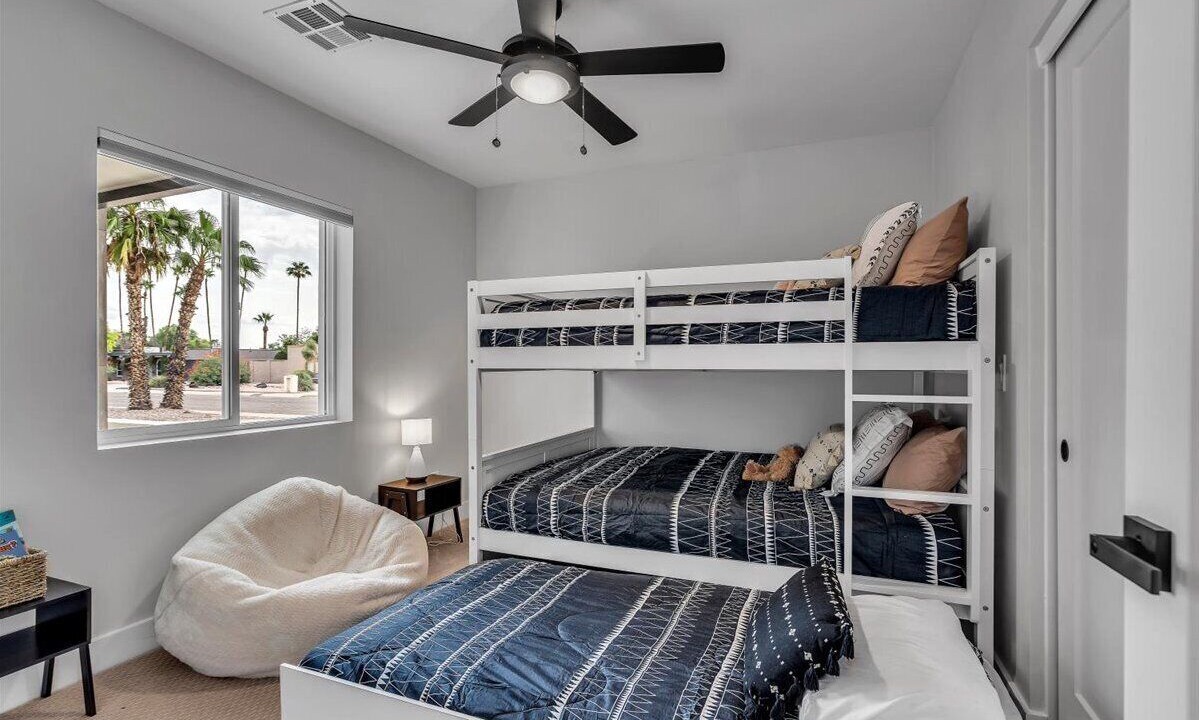 Photo of Bedroom in Raskin Estates