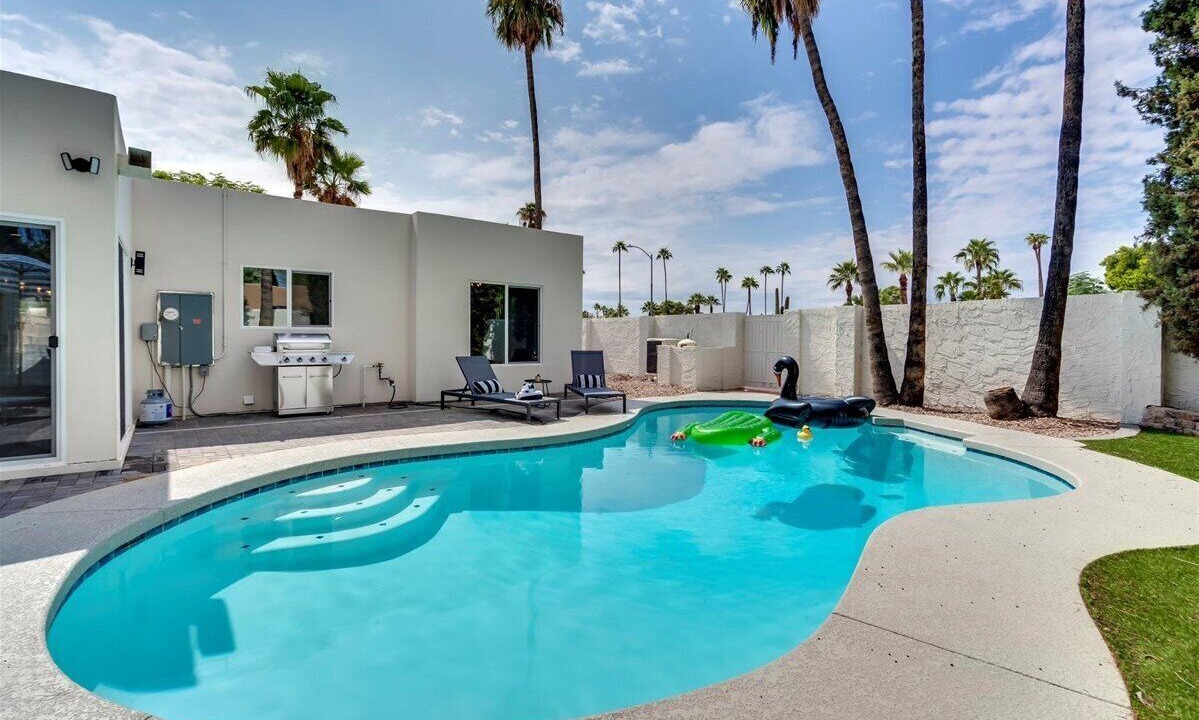 Photo of Outdoor in Raskin Estates