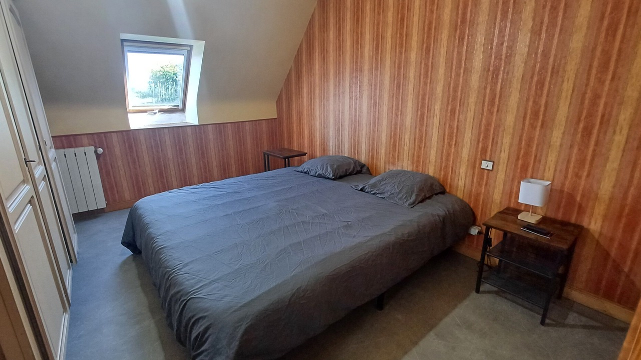 Photo of Bedroom in Plougonver