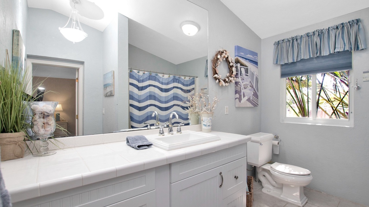 Photo of Bathroom in Tavernier