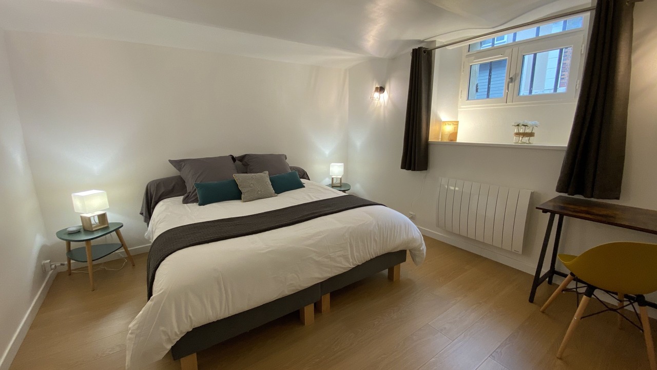 Photo of Bedroom in Chartres