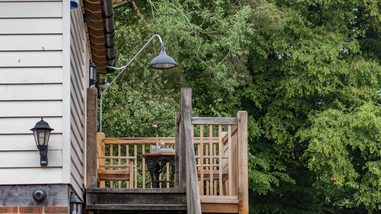 Photo of Outdoor in Ewhurst Green