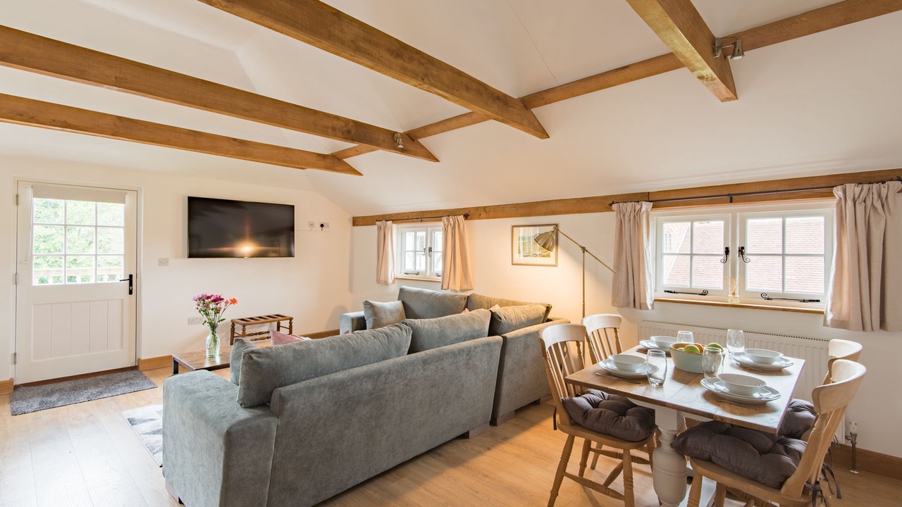Photo of Livingroom in Ewhurst Green