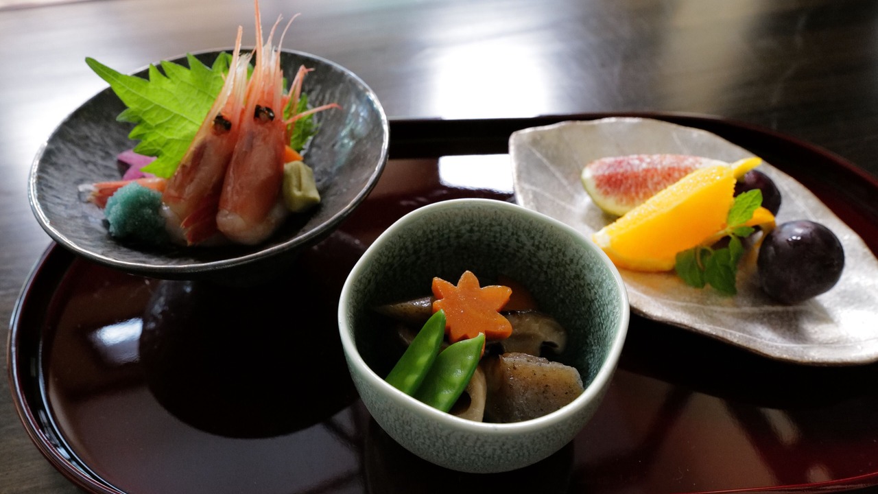 Photo of Others in Yoshino