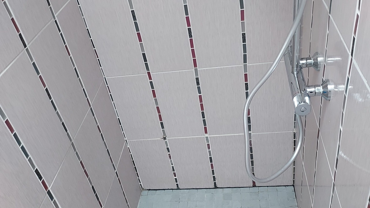 Photo of Bathroom in Etables-sur-Mer