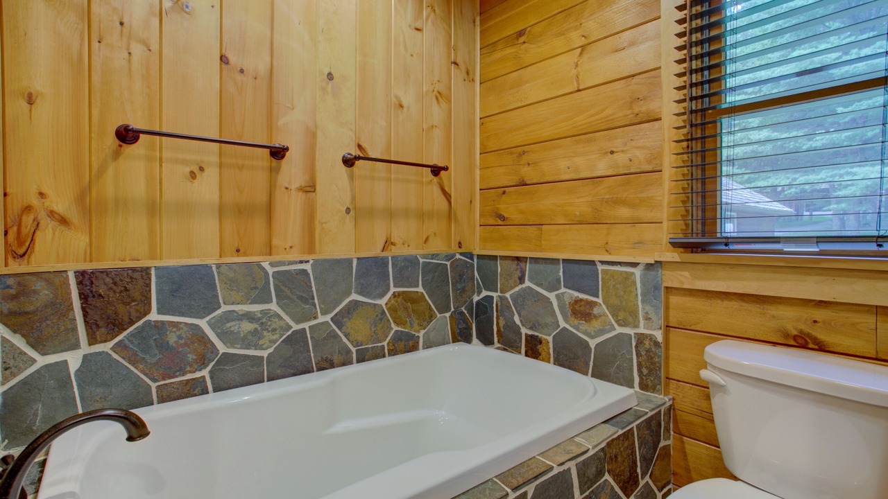 Photo of Bathroom in Laurelton