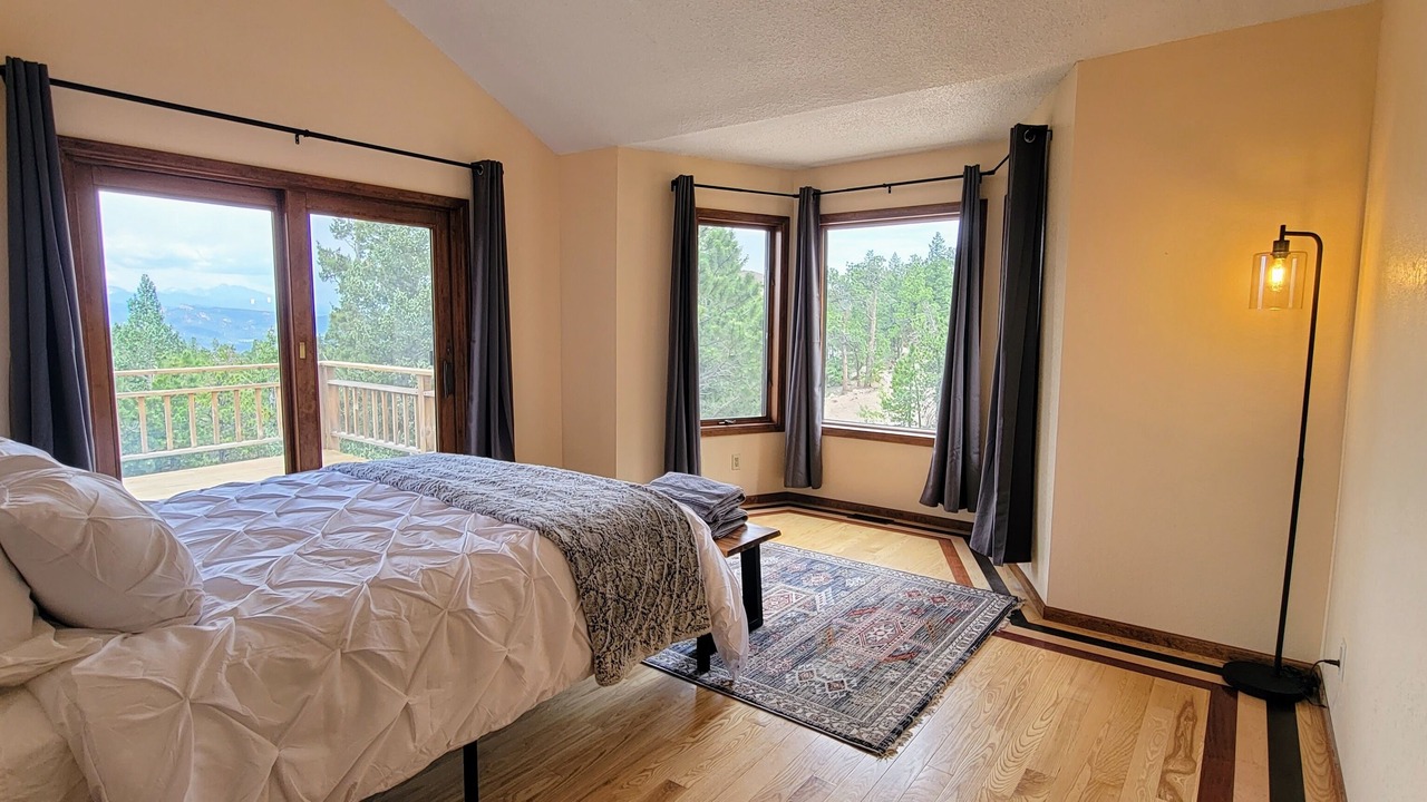 Photo of Bedroom in Golden