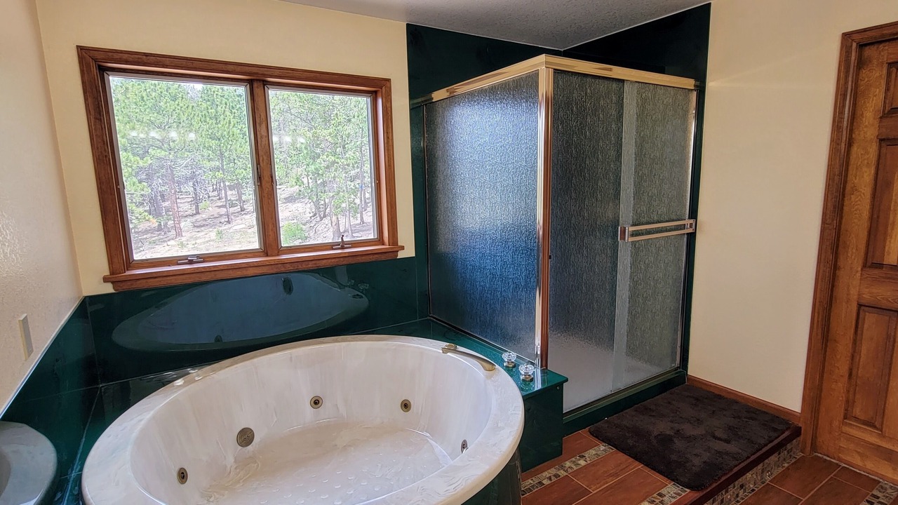 Photo of Bathroom in Golden
