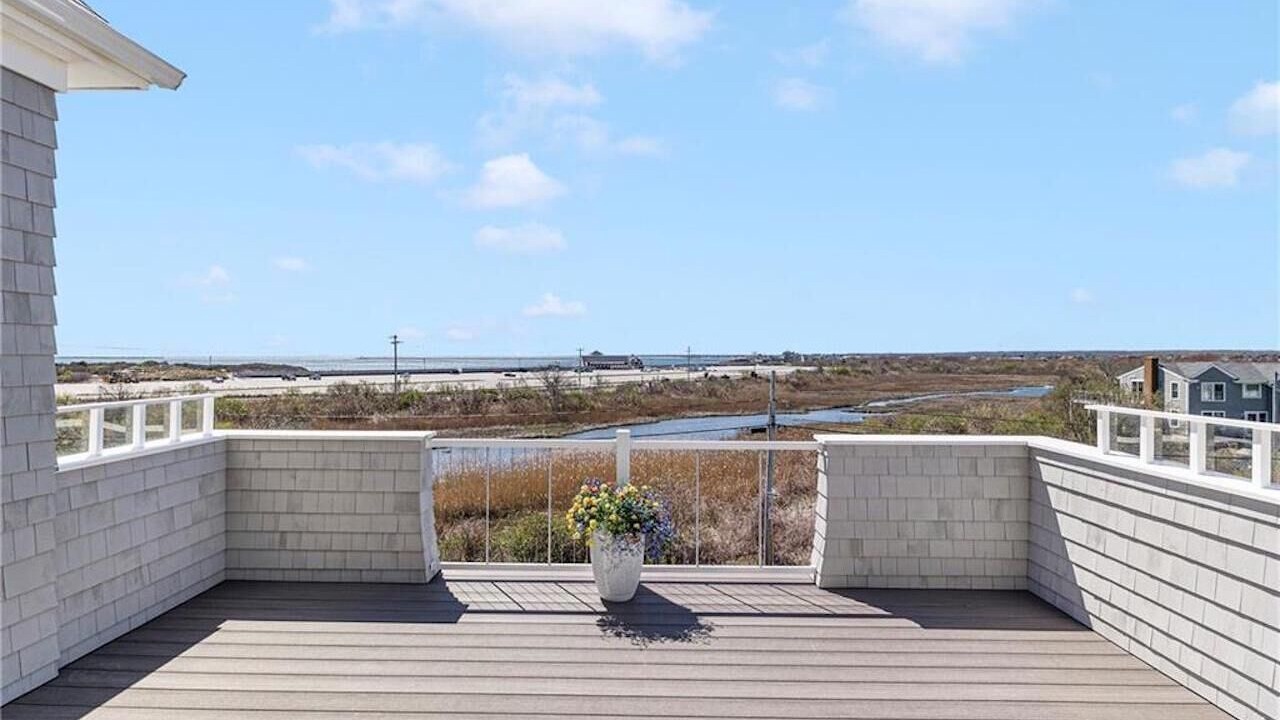Photo of Patio Balcony in Narragansett