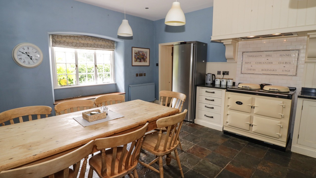 Photo of Kitchen in Nether Heyford
