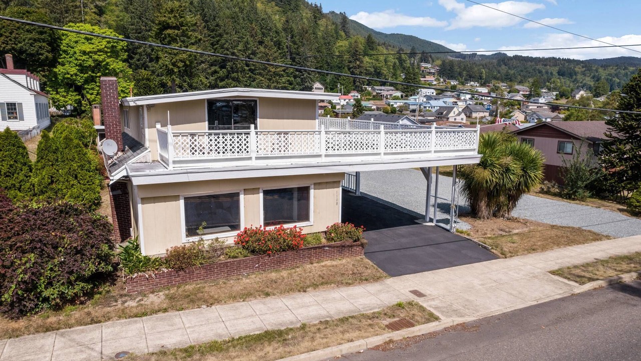 Photo of Outdoor in Garibaldi