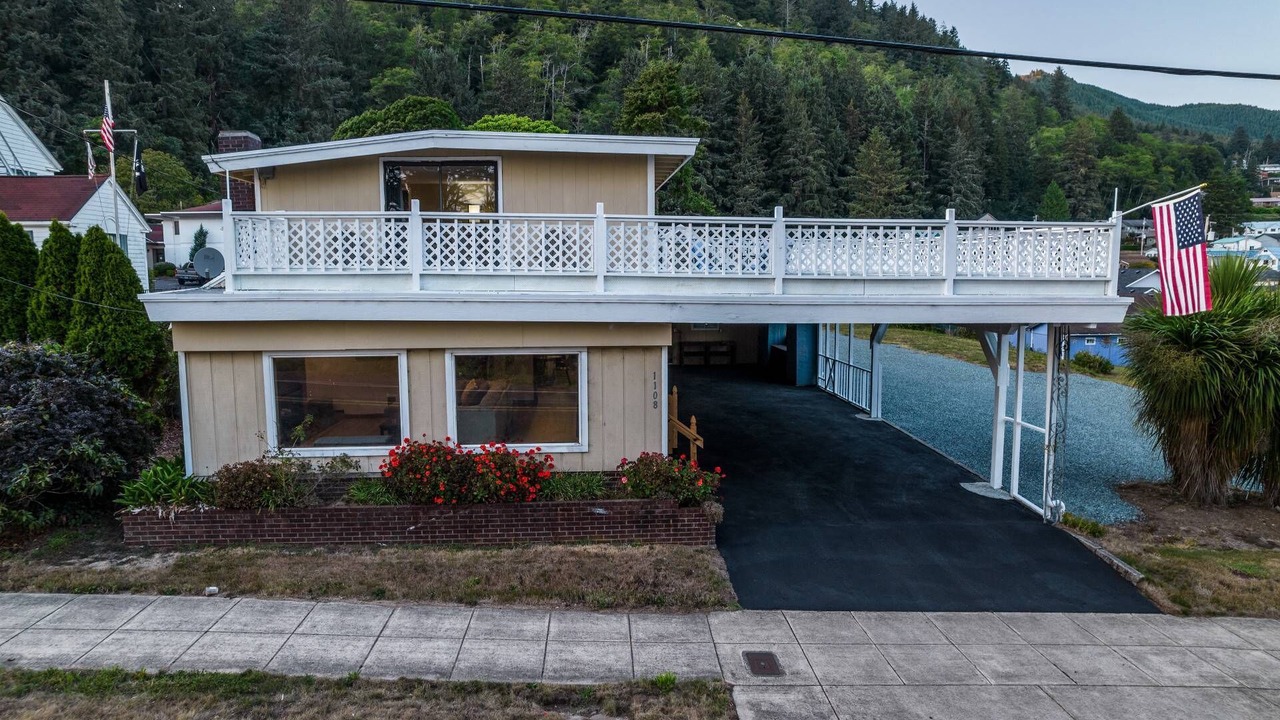 Photo of Outdoor in Garibaldi