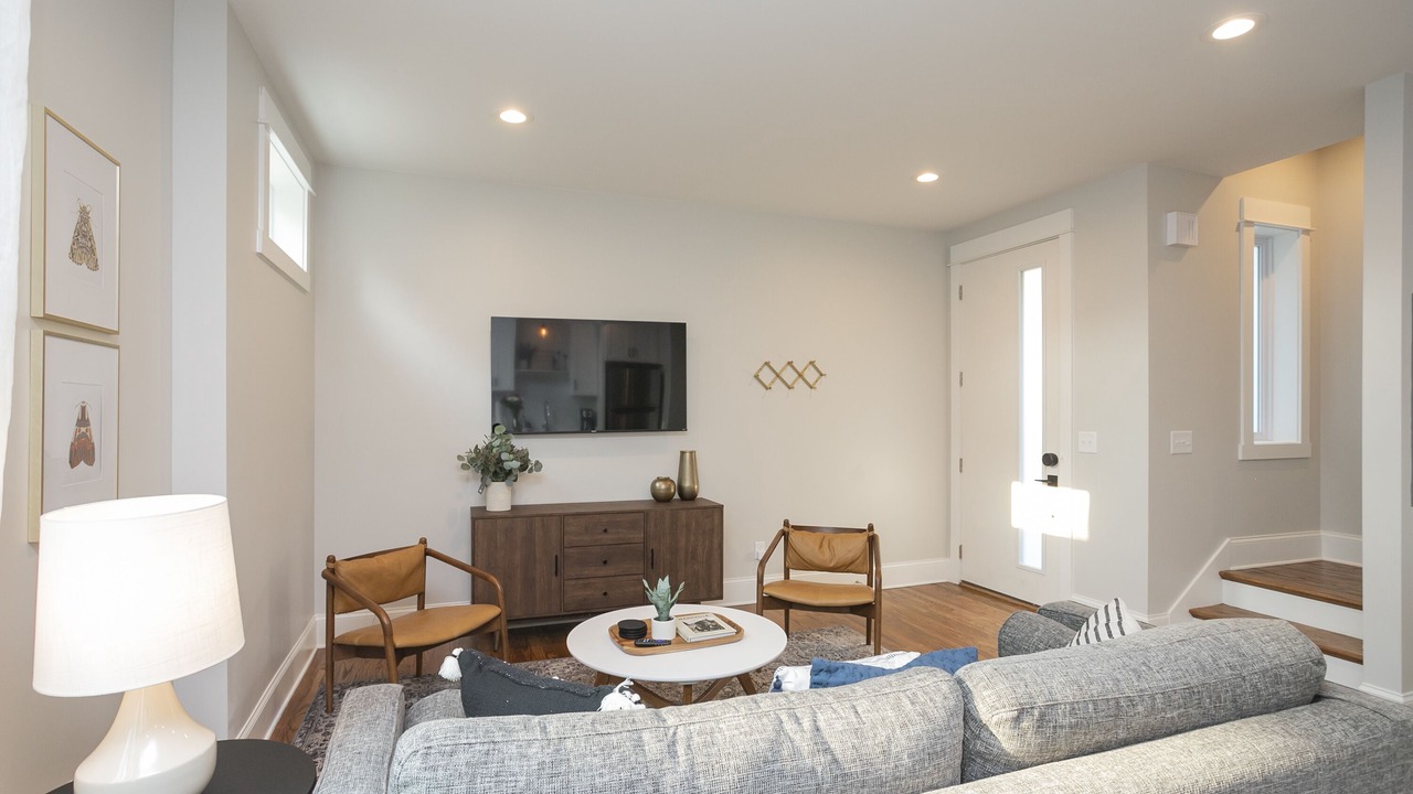 Photo of Livingroom in Chestnut Hill