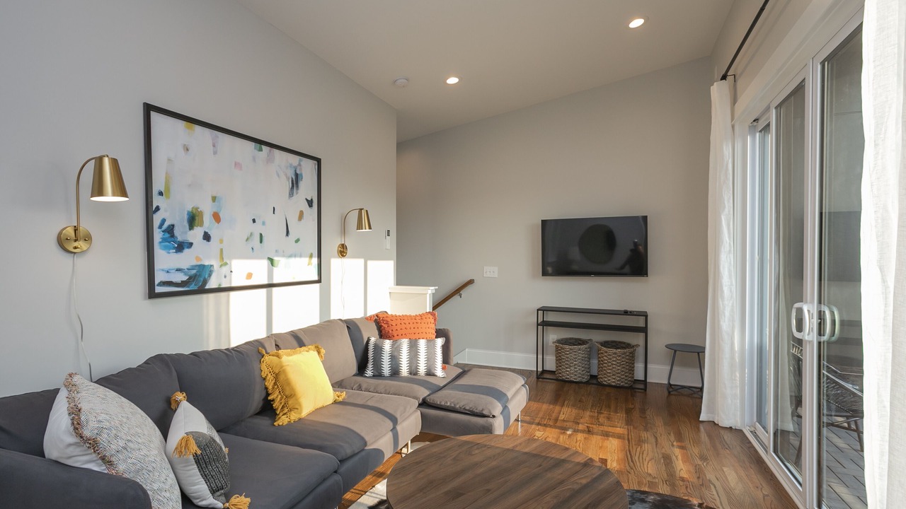 Photo of Livingroom in Chestnut Hill