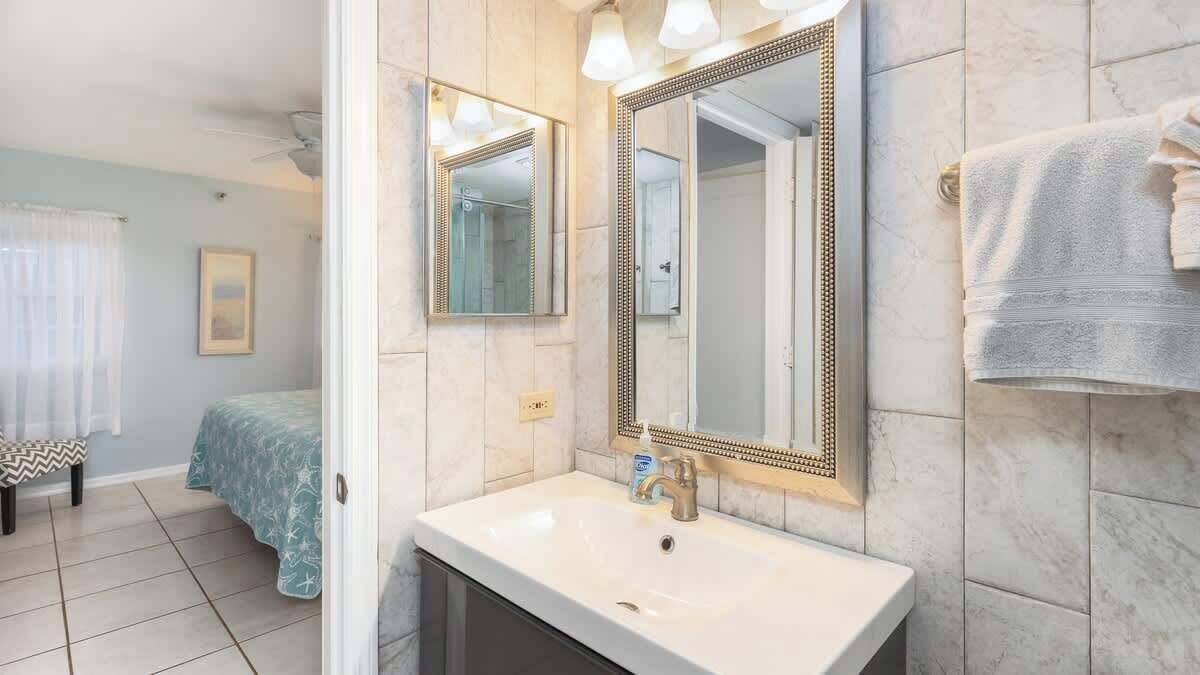 Photo of Bathroom in Tavernier