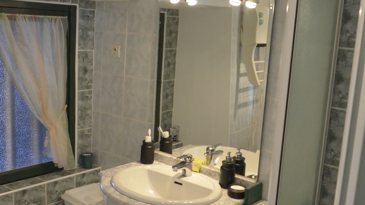 Photo of Bathroom in Quemper-Guezennec