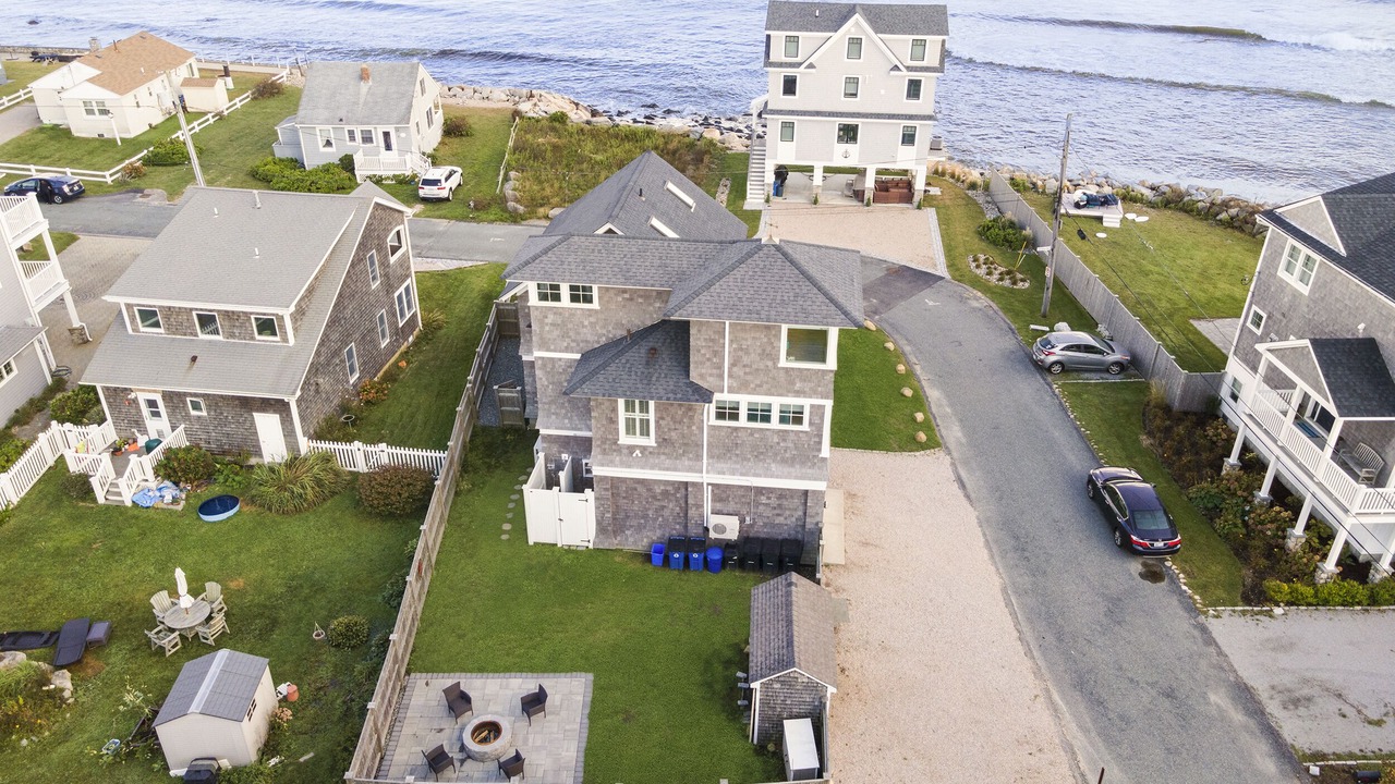 Photo of Others in Narragansett